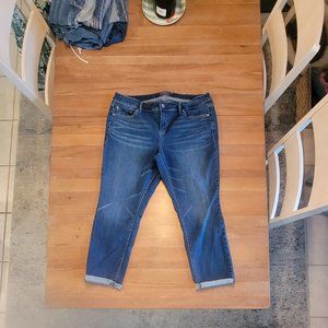 Torrid Boyfriend Straight Cropped Jeans (06)- Size 18R – Blue Denim – Previously